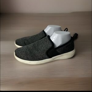 Crocs Literide Sneakers Shoes‎ Mens Size 9 Black White Slip On Comfort Casual